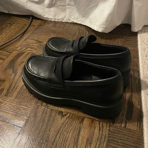 Vagabond loafers